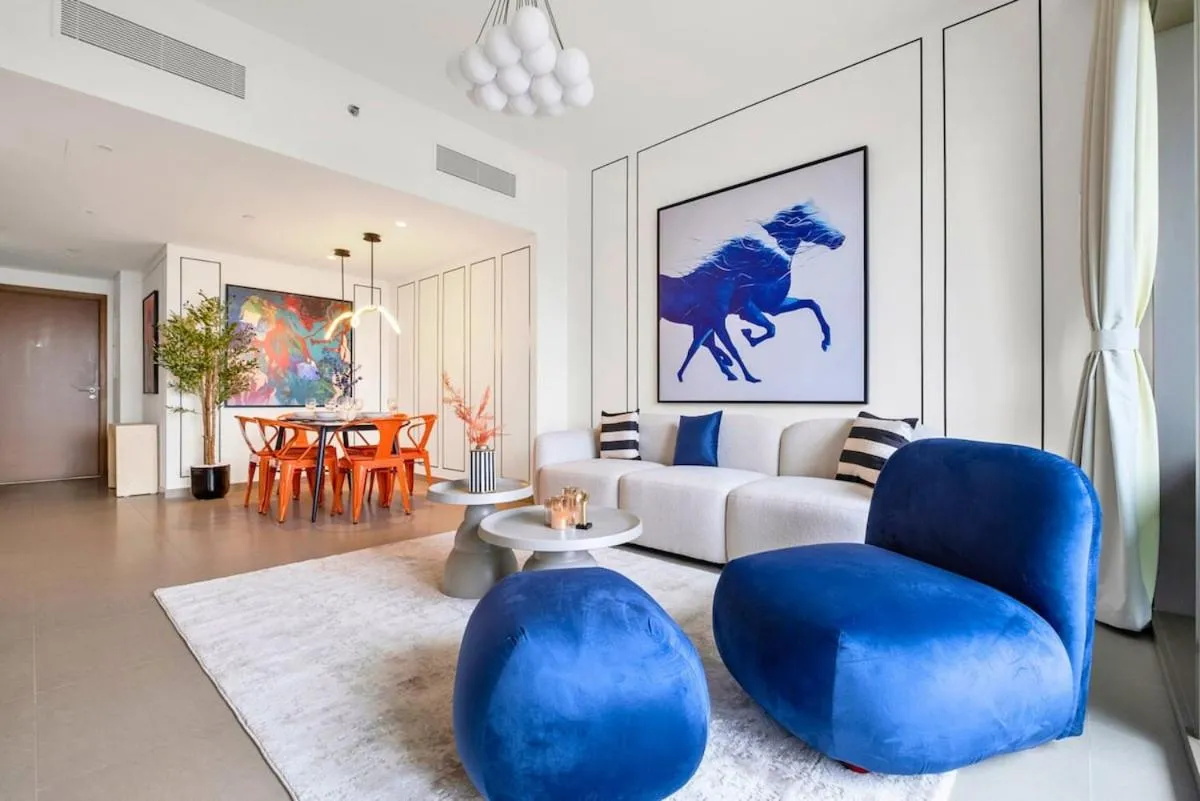 ⁨Vibrant Luxe Burj Khalifa Views-Dubai Mall Access by Maxx Value Homes⁩ — صورة 14