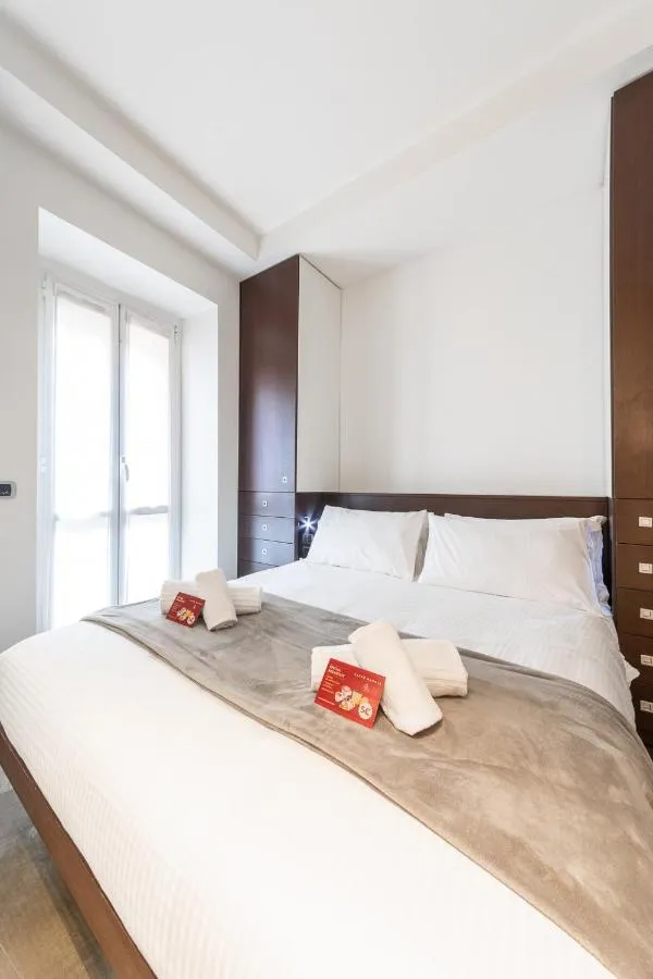 فيا كرفا 7 - ميلانو، إيطاليا