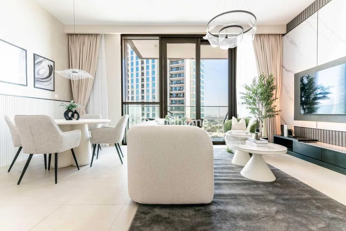 ⁨Luxurious Furnishing Direct Access to Dubai Mall⁩ — صورة 6
