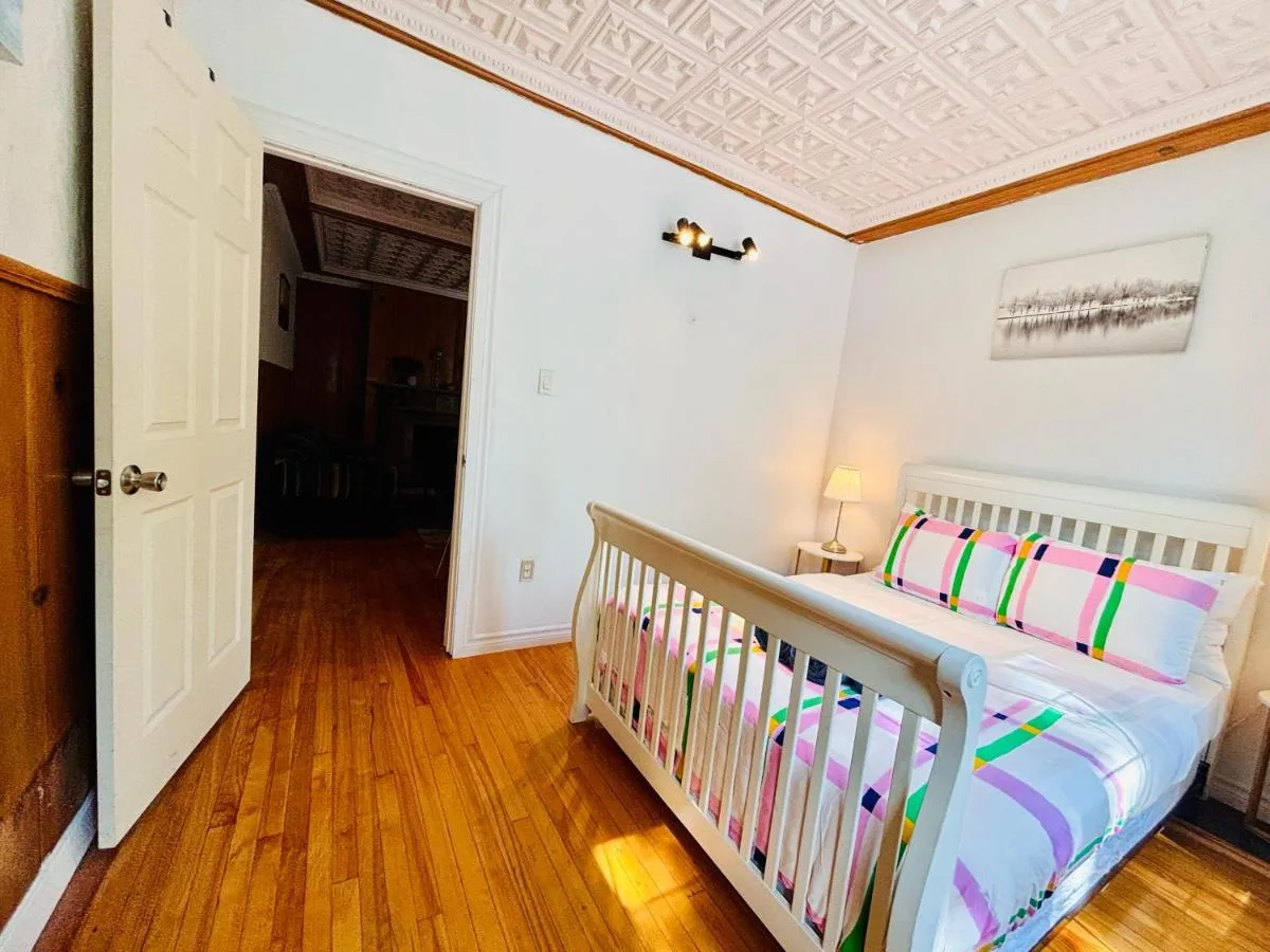 رليابل و كومفورتابل ستاي فري باركينغ — صورة 3