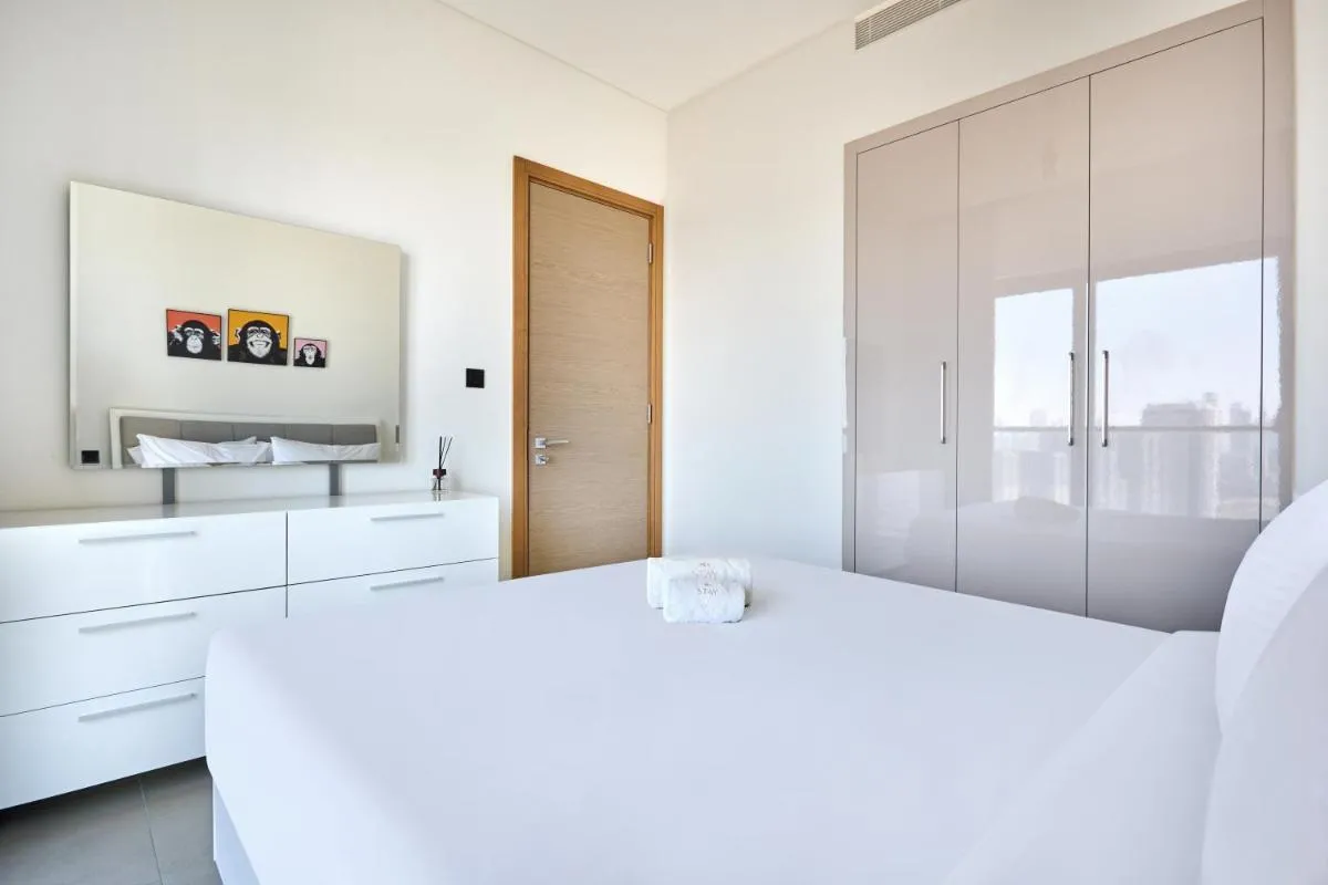 ⁨STAY BY LATINEM Luxury 1BR Holiday Home W 3516 Near Burj Khalifa⁩ — صورة 38