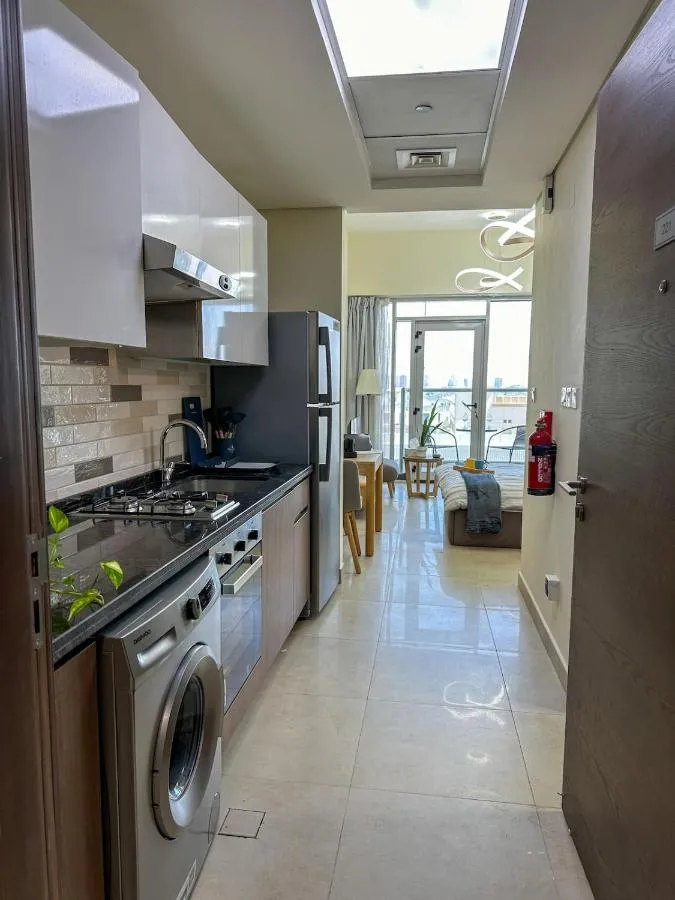 Vibrant studio - 15m to marina — صورة 3