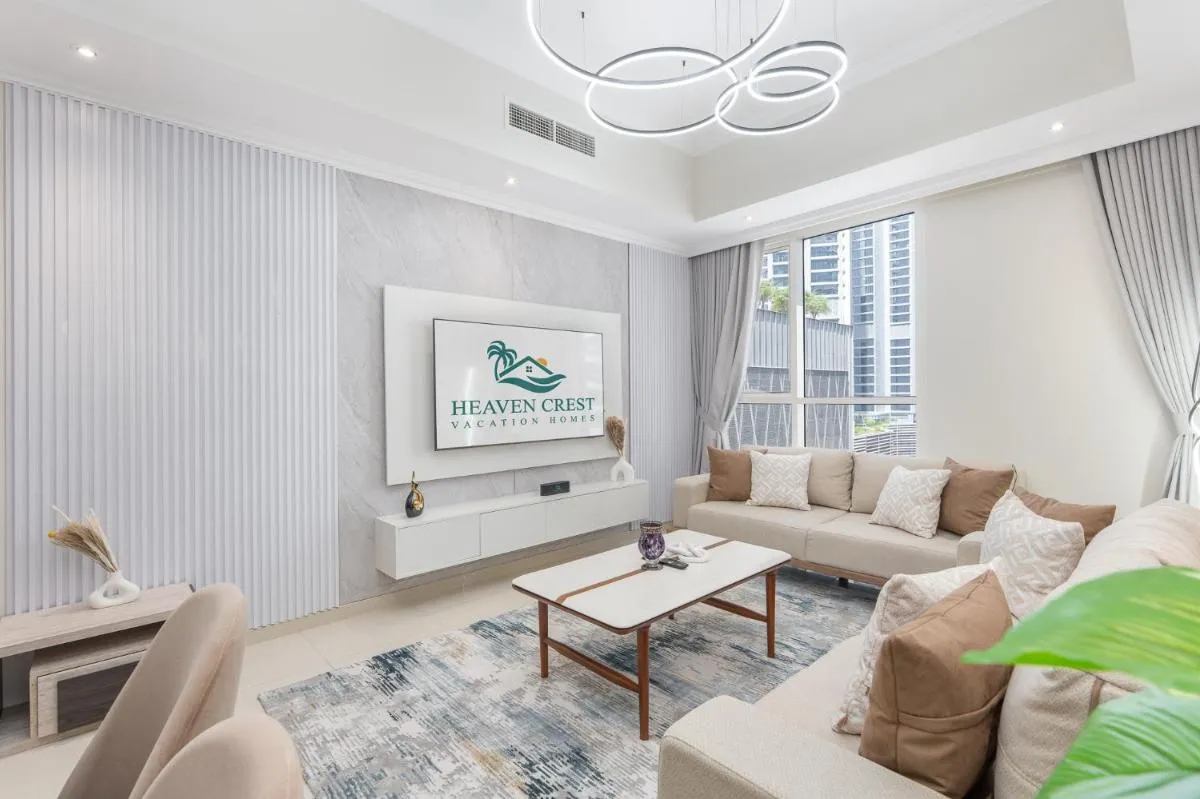 Heaven Crest Vacation Homes Downtown - 3 Bedroom Suites 2 minute walk to Dubai Mall and Burj Khalifa - دبي، الإمارات