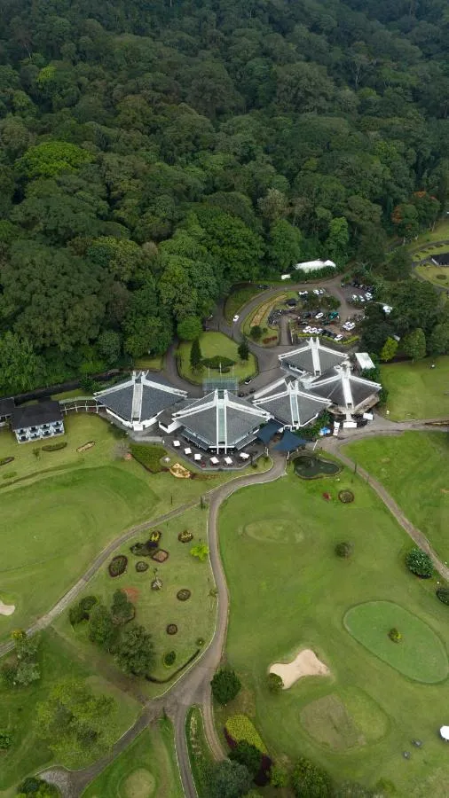 هاندارا غولف و بالي — صورة 3