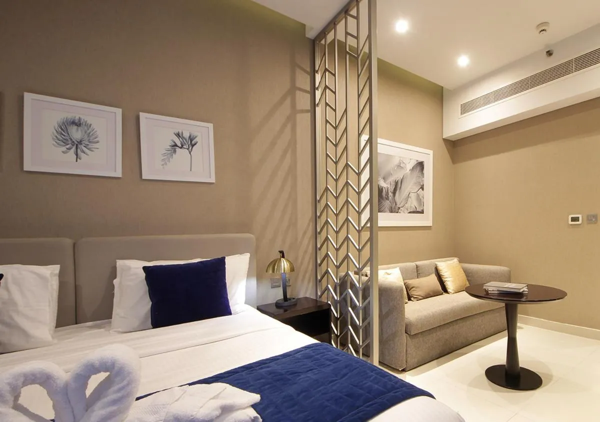 ⁨Elegant Studio with Canal Views DAMAC Prive⁩ — صورة 18