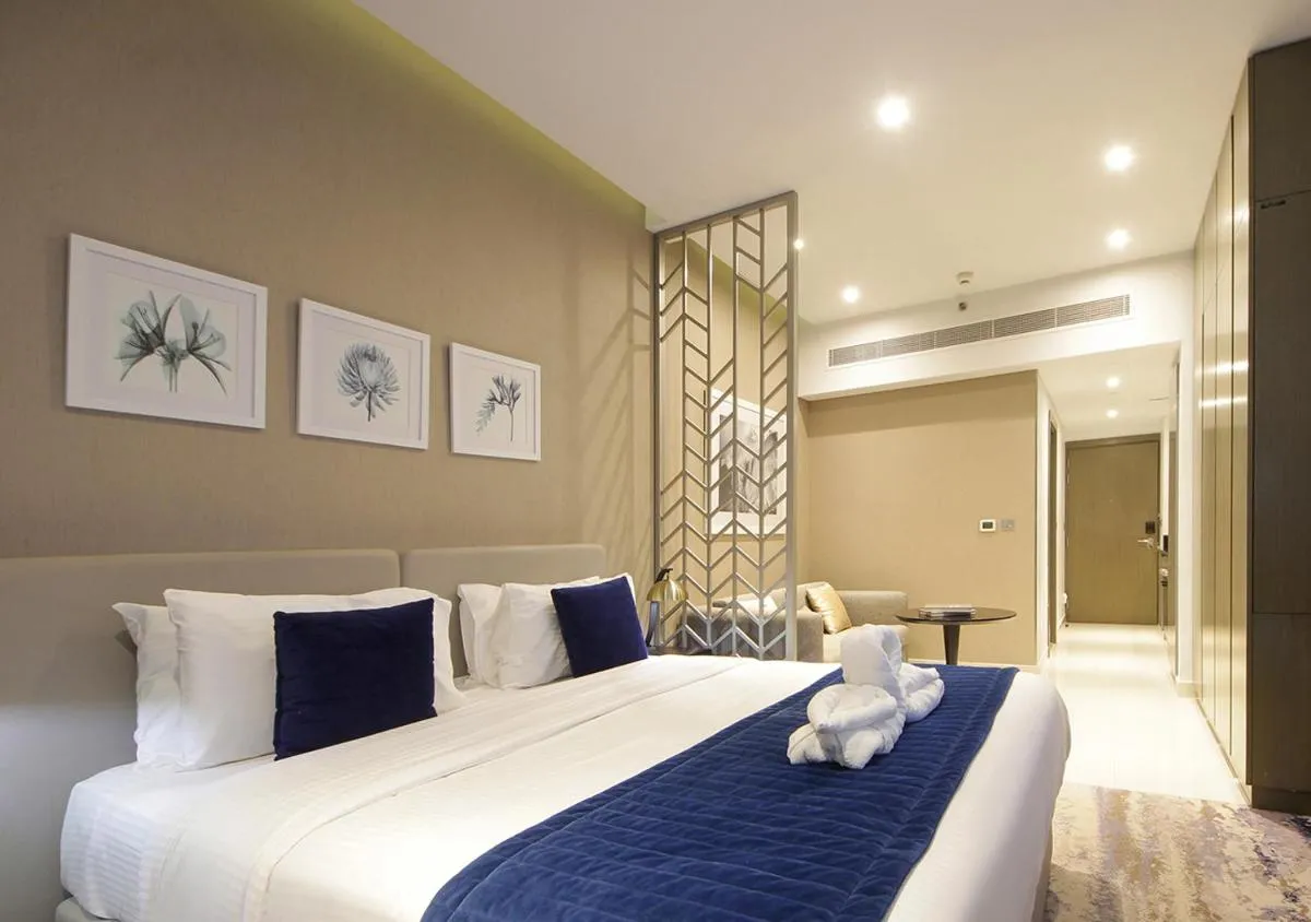 ⁨Elegant Studio with Canal Views DAMAC Prive⁩ — صورة 17