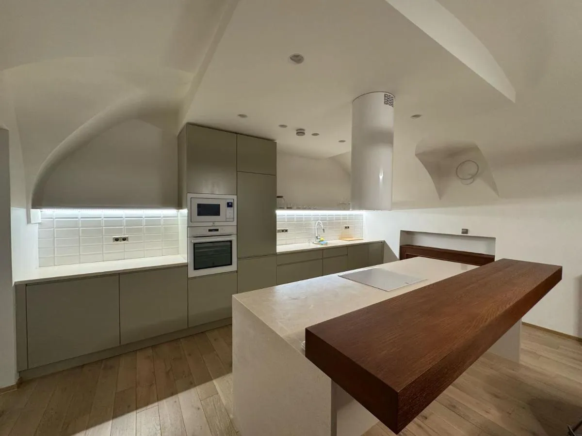 و 3 بستروسو — صورة 4