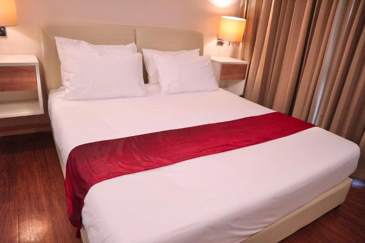 يكون ناريندرا جناحس سوكمنزلفيت بانكوك ثايلاند 50سكم تو 90سكم رومس و فري مينيبار — صورة 3