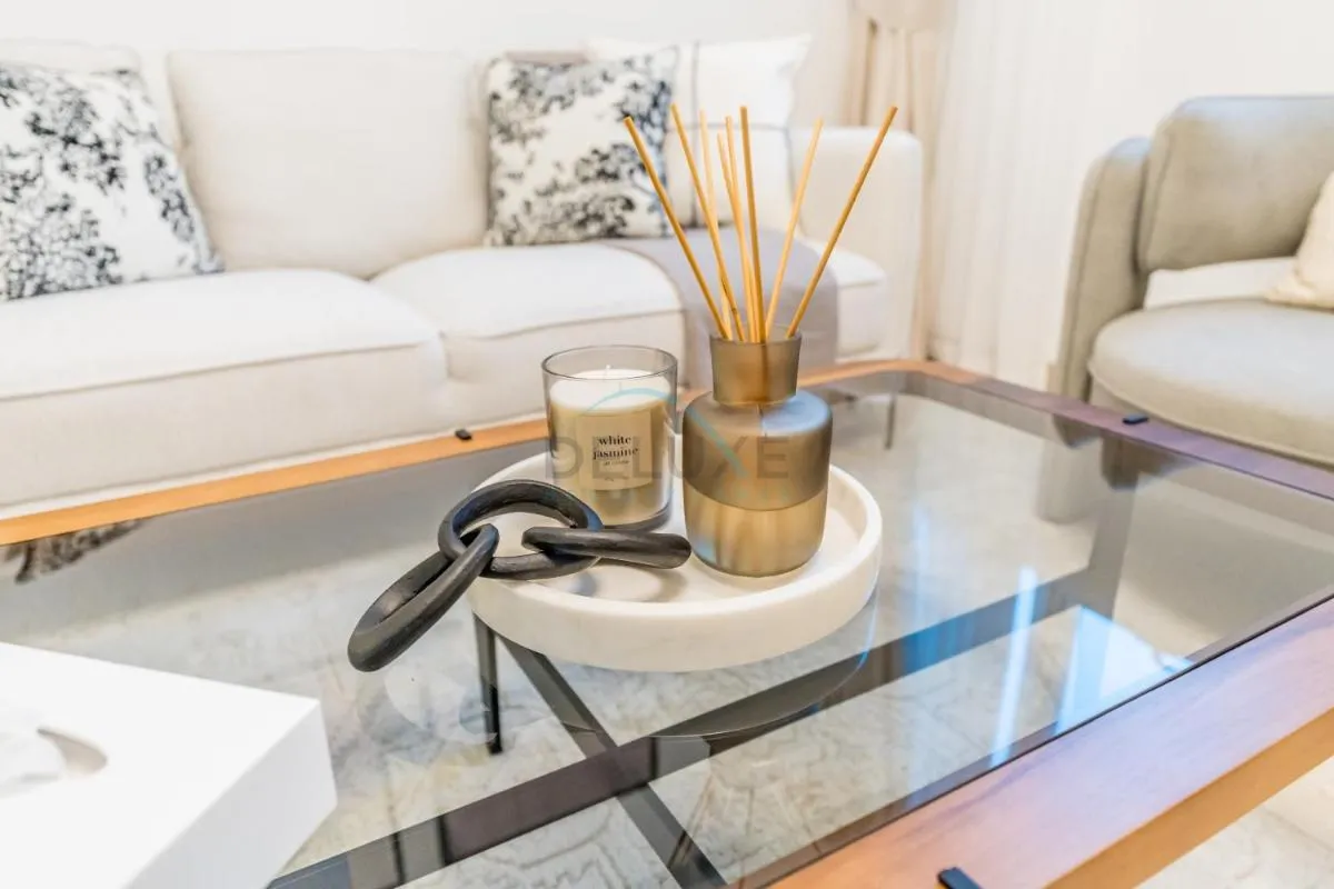 City View 2BR Just Steps from the Mall, Roxana Residence B, Jumeirah Village Circle by Deluxe Holiday Homes — صورة 3