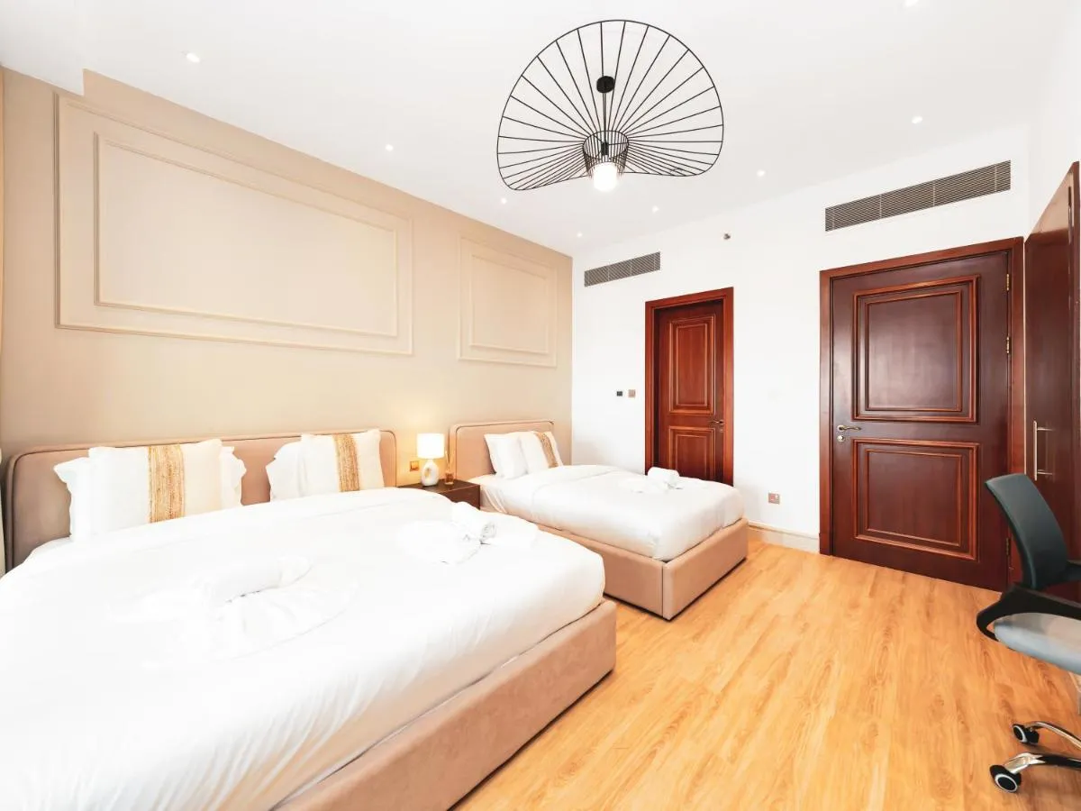 New Fairmont Residence with private beach on PalmJumeirah — صورة 2