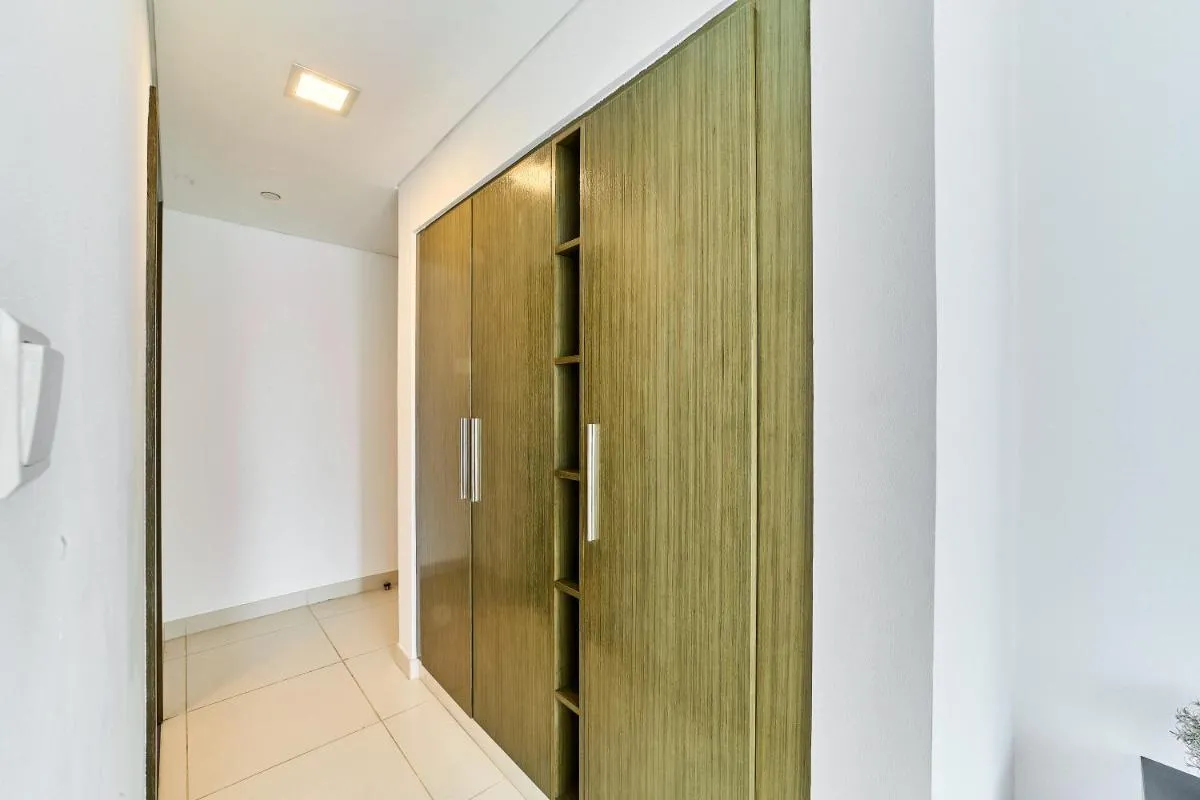 ⁨2BR at Lofts West Near Dubai Mall and Burj Khalifa⁩ — صورة 10