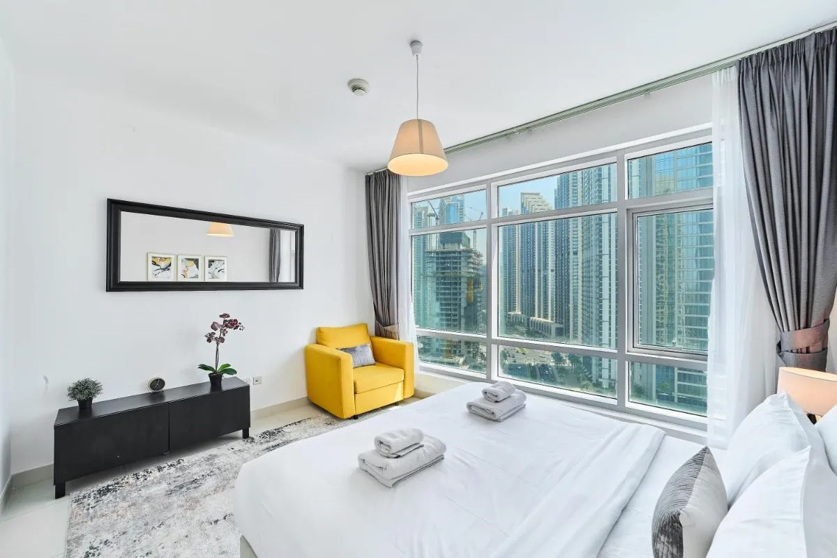 ⁨2BR at Lofts West Near Dubai Mall and Burj Khalifa⁩ — صورة 12