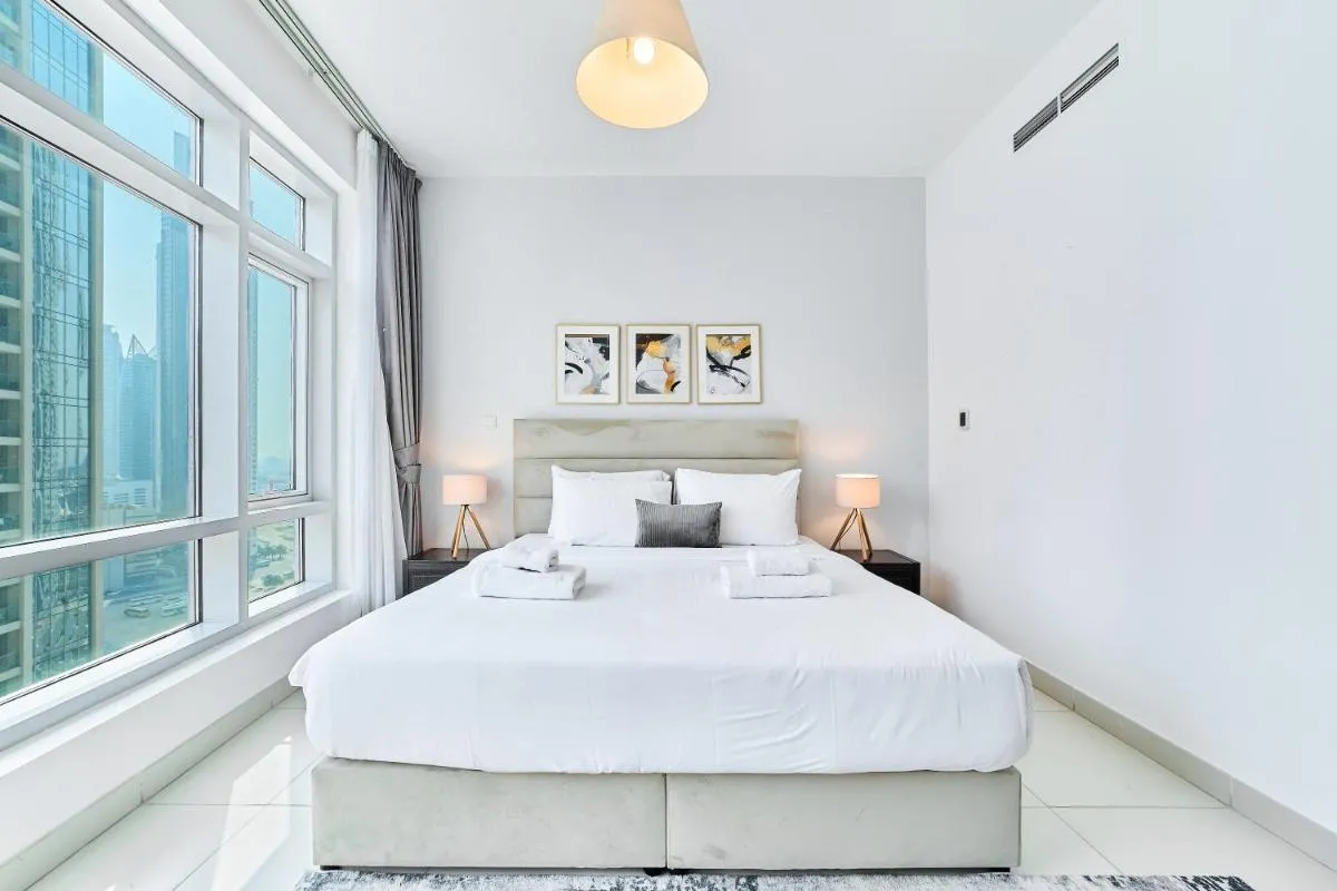 ⁨2BR at Lofts West Near Dubai Mall and Burj Khalifa⁩ — صورة 14