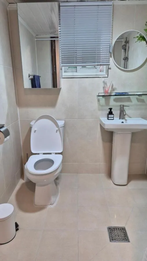 ⁨شقة سيندوريم - 3 غرف لـ8 أشخاص سيول⁩ — صورة 17