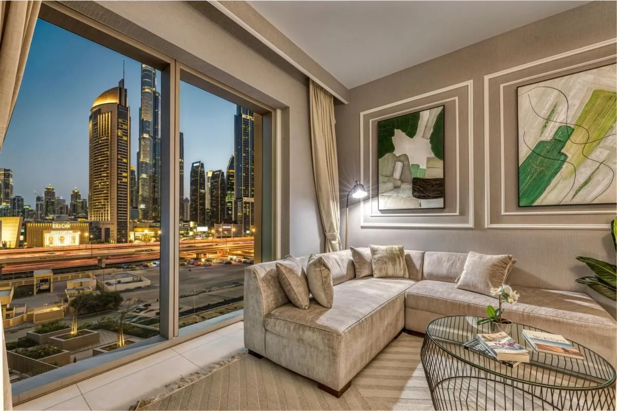 ⁨Dubai Mall Connection - Burj Views - Turf Balcony⁩ — صورة 12