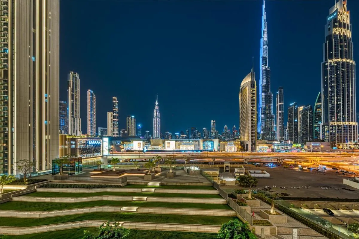 ⁨Dubai Mall Connection - Burj Views - Turf Balcony⁩ — صورة 37