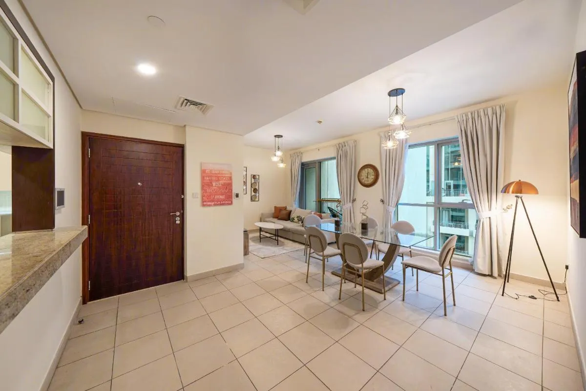 Spacious 2 bedroom apartment in Downtown Dubai