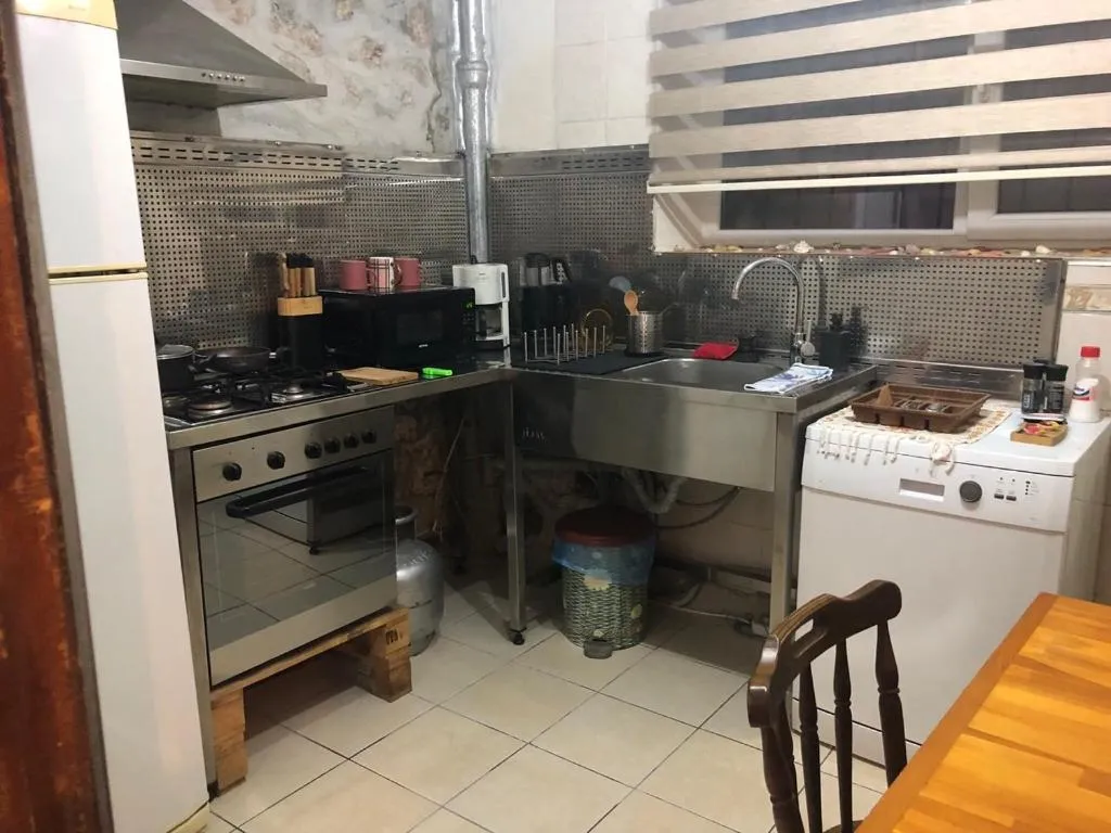 Antalya kaleiçi uygun fiyat giriş uygun fiyat geniş daire - أنطاليا، تركيا