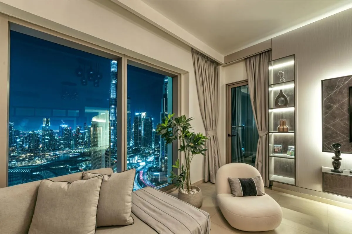 ⁨Dubai Mall Connection - Burj Views - Turf Balcony⁩ — صورة 21