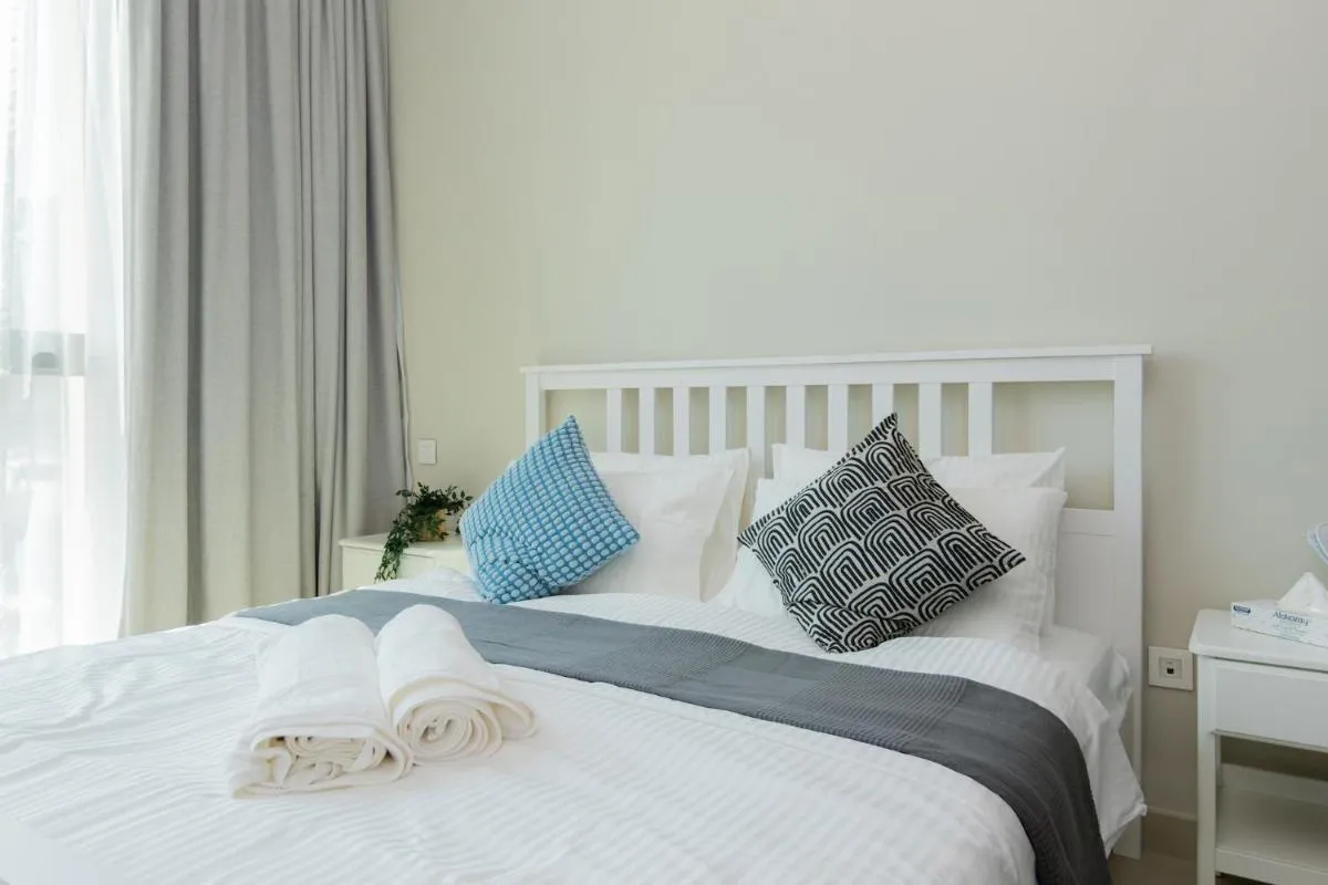 ⁨Elite Escape Holiday Home - 2 BHK Getaway with Dubai Mall Access - 1503⁩ — صورة 8