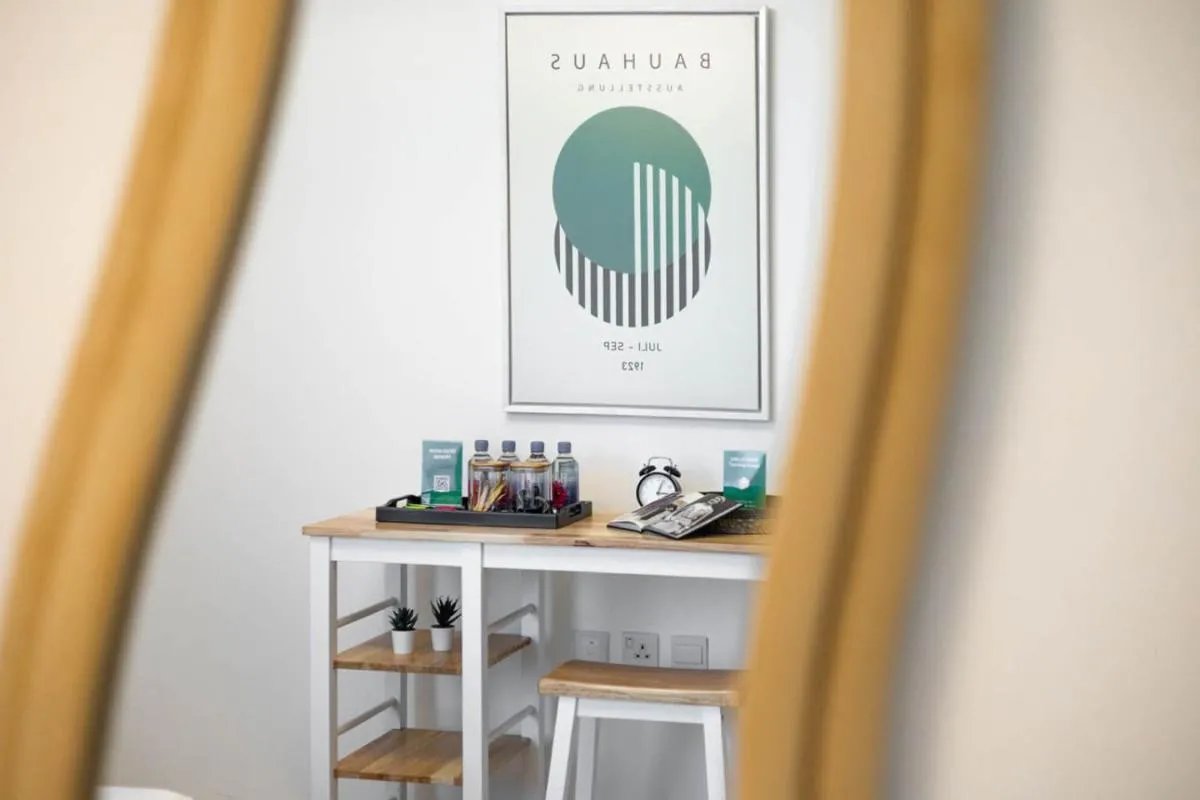⁨Cozy Studio 7 Minutes From Dubai Mail⁩ — صورة 25