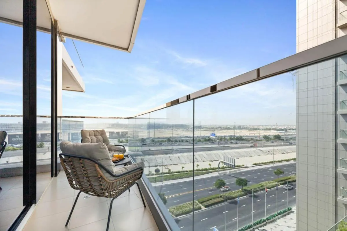 ⁨Cozy Studio 7 Minutes From Dubai Mail⁩ — صورة 43