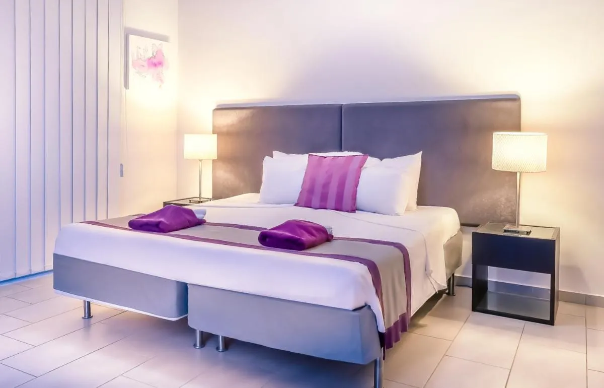 نابيان سويتس - Ayia Napa، قبرص