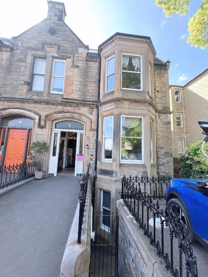 الليسون هووسي 16 - إدنبرة، المملكة المتحدة