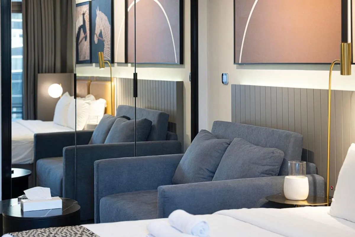 ⁨Cosy Studio, 7-min walk Burj Khalifa and Dubai Mall⁩ — صورة 21
