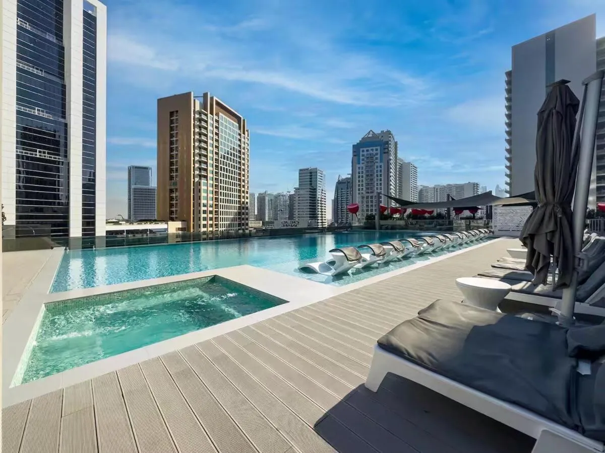 ⁨Cosy Studio, 7-min walk Burj Khalifa and Dubai Mall⁩ — صورة 45