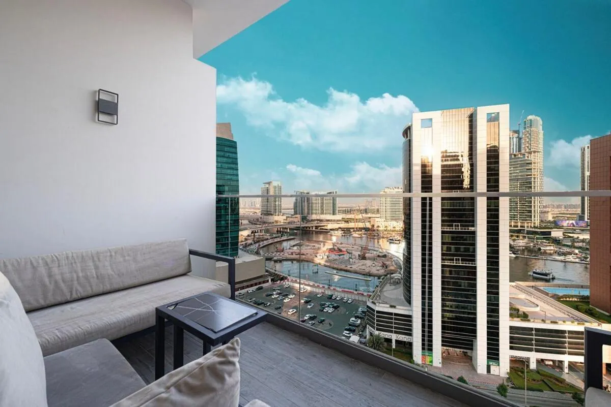 ⁨Cosy Studio, 7-min walk Burj Khalifa and Dubai Mall⁩ — صورة 50