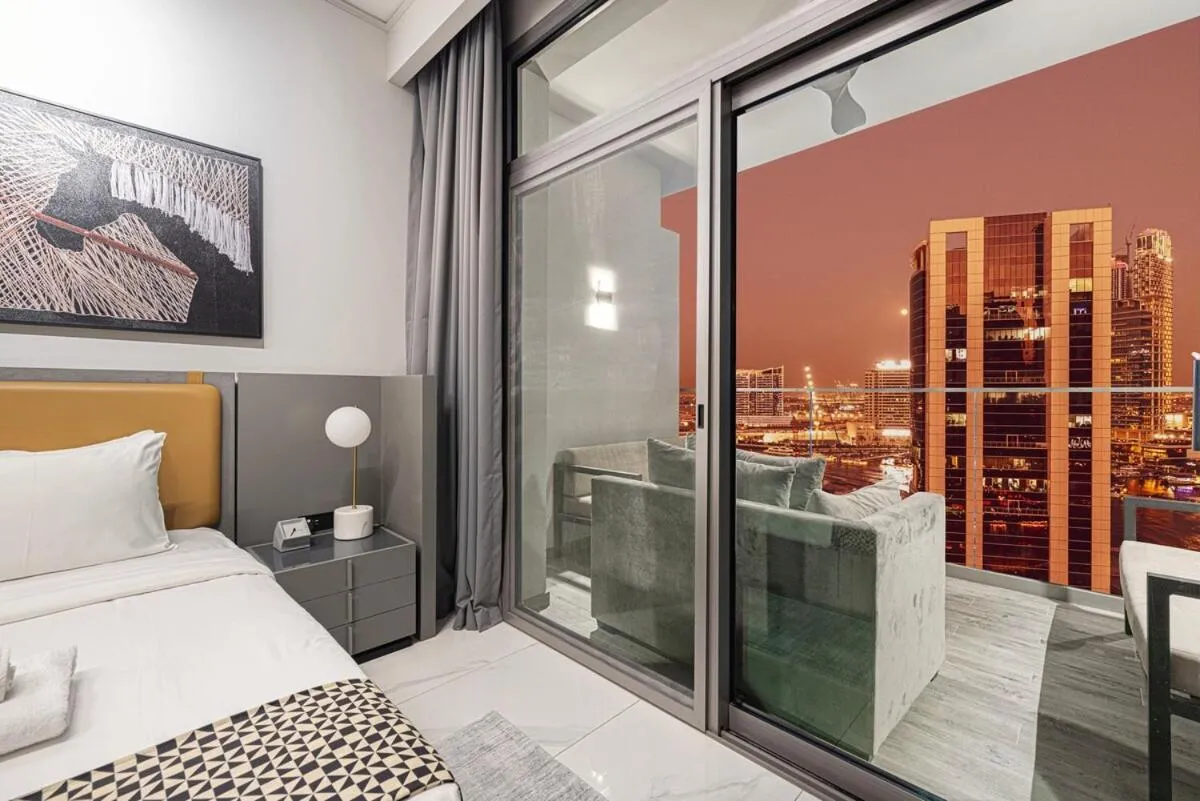 ⁨Cosy Studio, 7-min walk Burj Khalifa and Dubai Mall⁩ — صورة 25