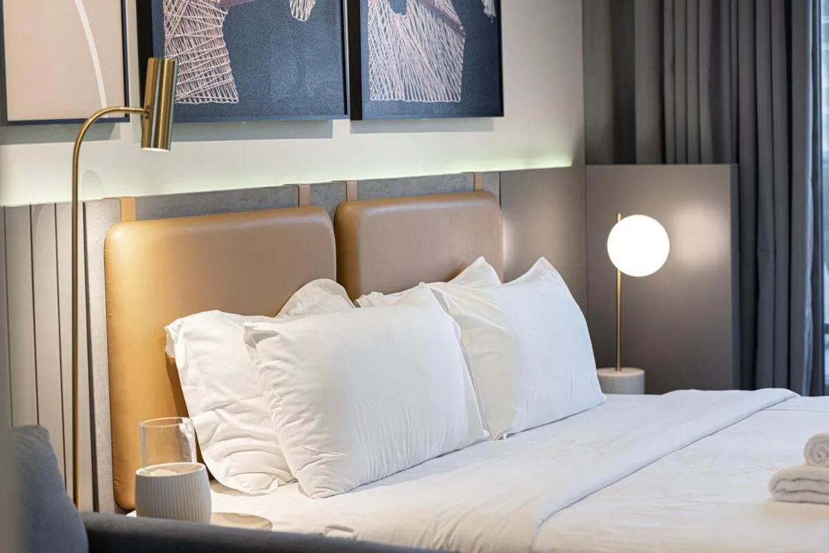⁨Cosy Studio, 7-min walk Burj Khalifa and Dubai Mall⁩ — صورة 28