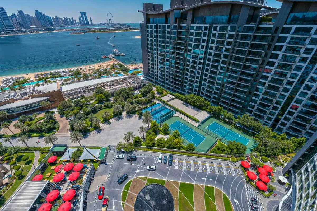 ⁨Palm Jumeirah - Luxe Infinity Pool I Direct Beach Access⁩ — صورة 44