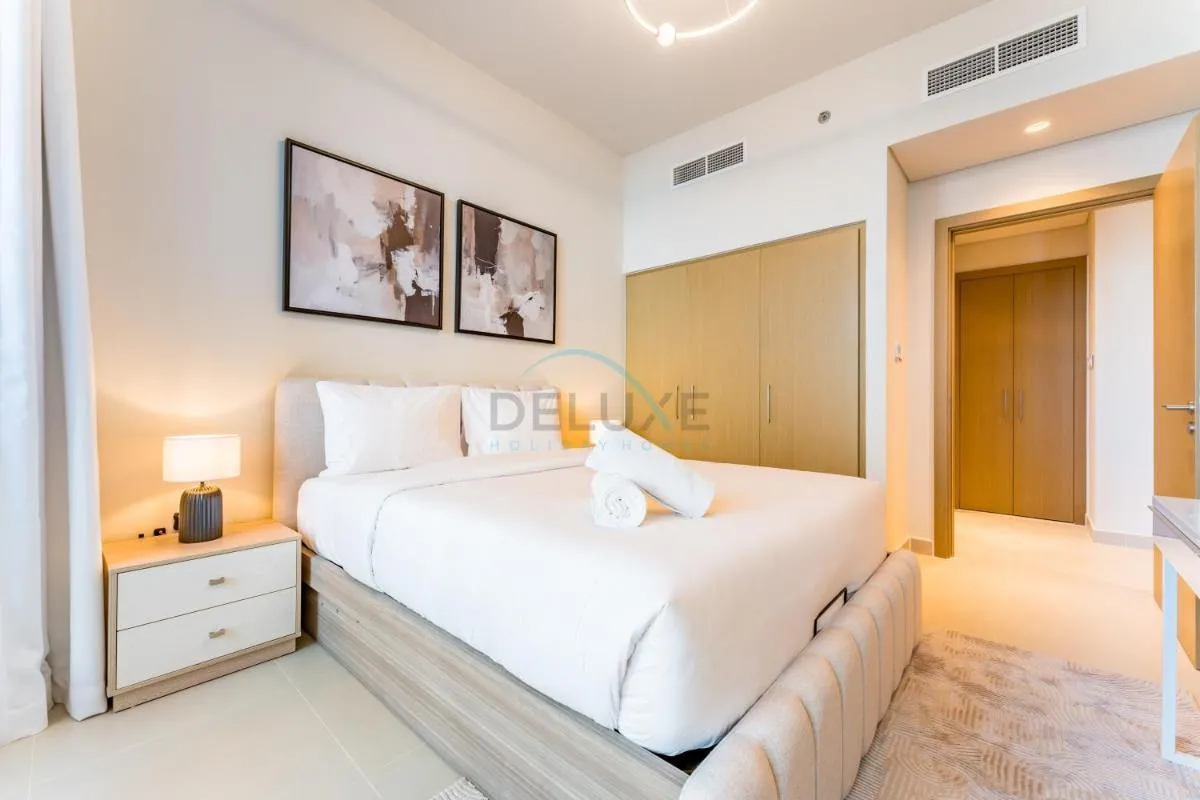 ⁨High-Rise 1BR with Stunning Creek Views,Near to Dubai Creek Tower Viewpoint, Harbour Gate Tower 2, Dubai Creek Harbour by Deluxe Holiday Homes⁩ — صورة 3