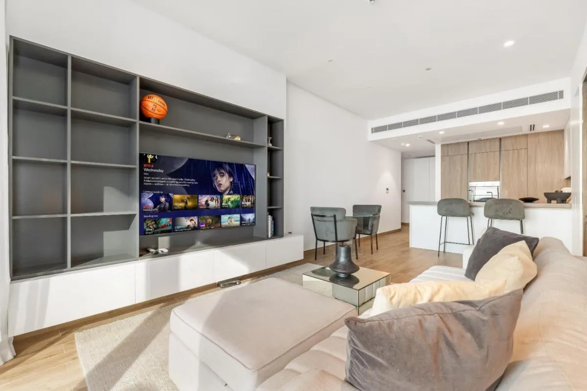 ⁨1BR Jumeirah Living - Marina View - 5 STARS Facilities⁩ — صورة 26