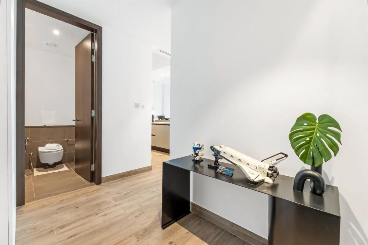 ⁨1BR Jumeirah Living - Marina View - 5 STARS Facilities⁩ — صورة 16