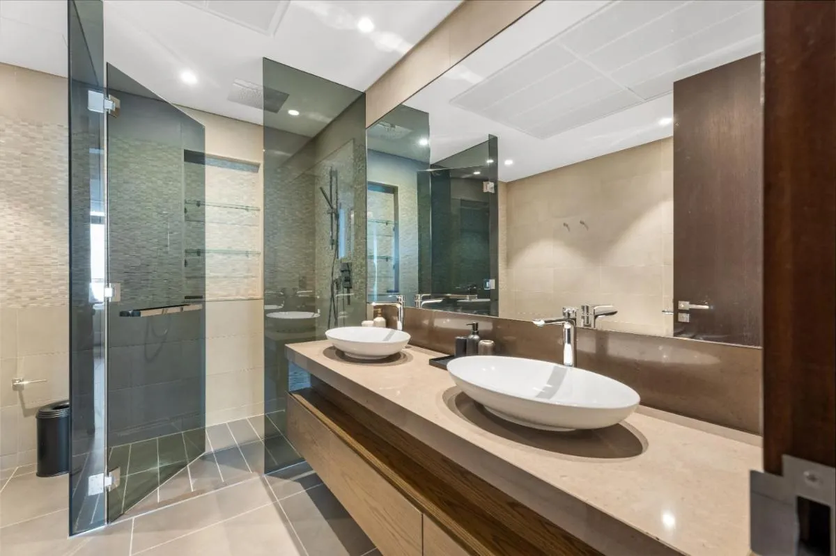 ⁨1BR Jumeirah Living - Marina View - 5 STARS Facilities⁩ — صورة 36