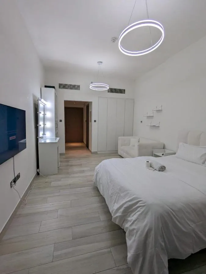 Nice Studio for rent at Jumeirah Village Circle Dubai — صورة 3