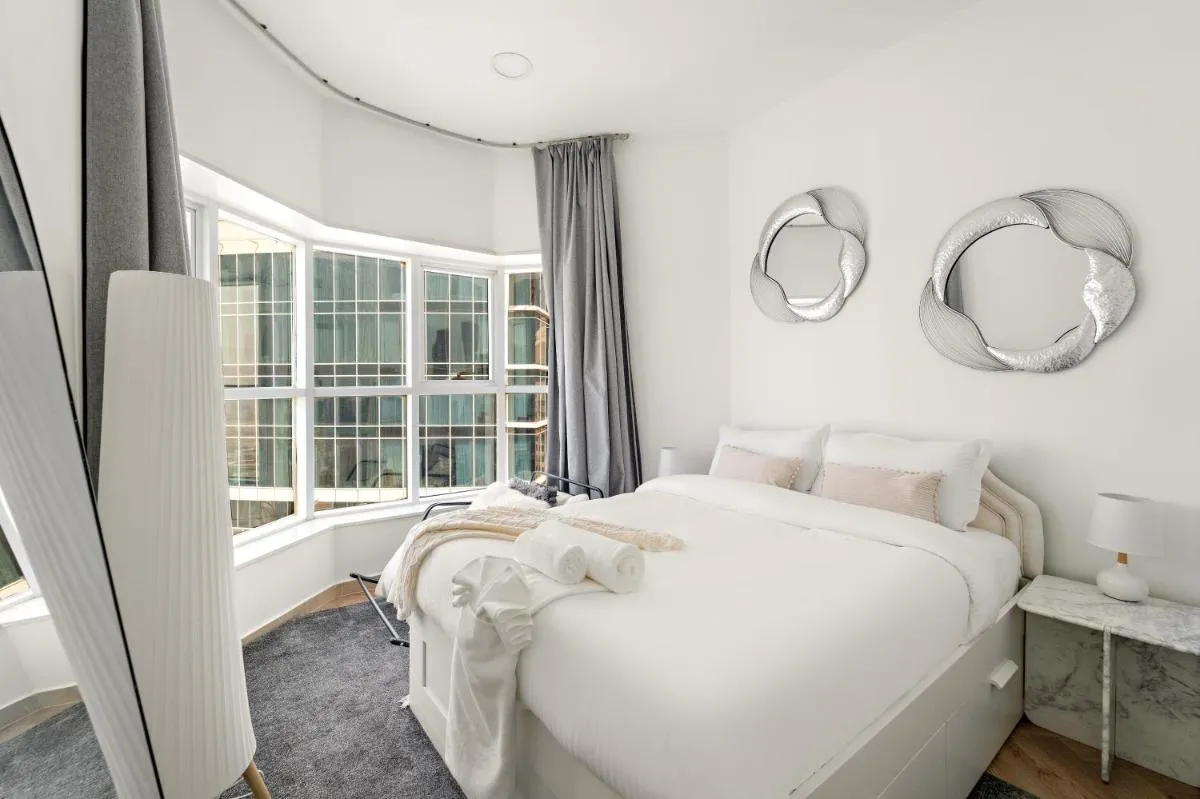 Bright Studio in Dubai Gate 2 — صورة 2