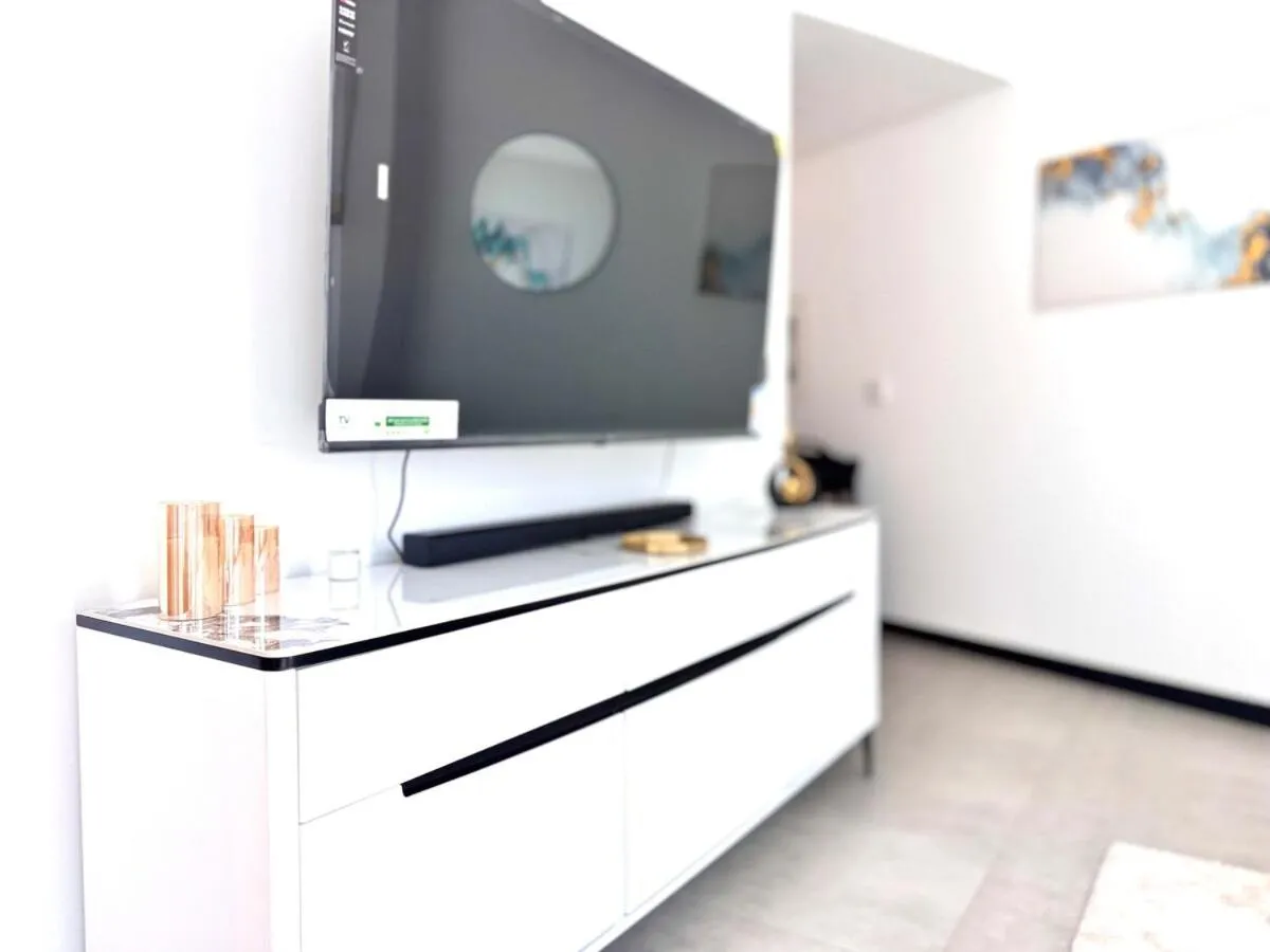 ⁨5 Star Apartment Dubai Burj KhalifaView⁩ — صورة 19