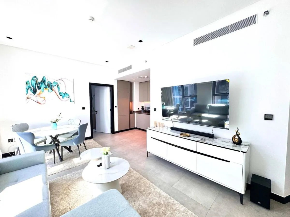 ⁨5 Star Apartment Dubai Burj KhalifaView⁩ — صورة 27