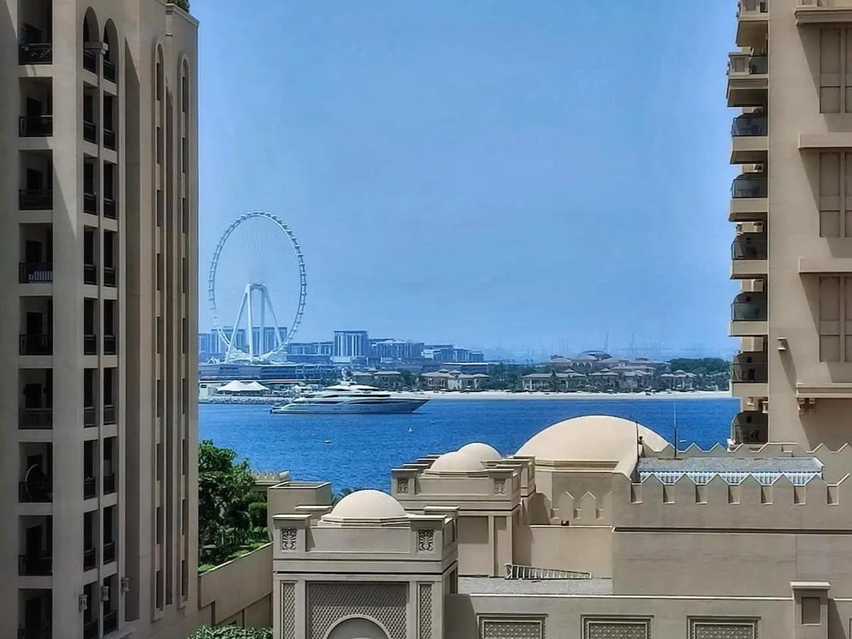 Golden Mile at its Best 2BR Plus Maids Palm Jumeirah — صورة 3