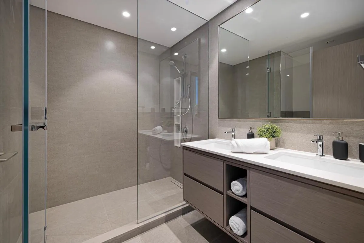 Luxury 2BR Sea View Walk to Burj & Dubai Mall — صورة 4