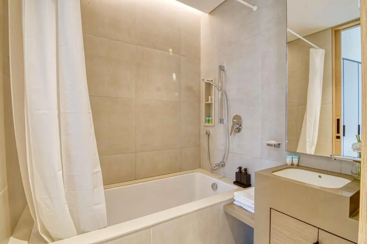 ⁨Address Beach Resort - 1BDR With Private Beach⁩ — صورة 18