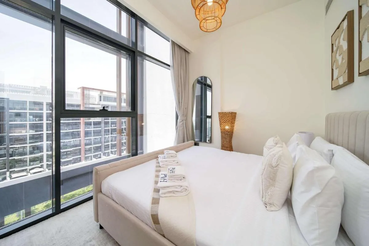 ⁨PVH - Stylish 1BR Near Dubai Mall - Azizi Riviera⁩ — صورة 2
