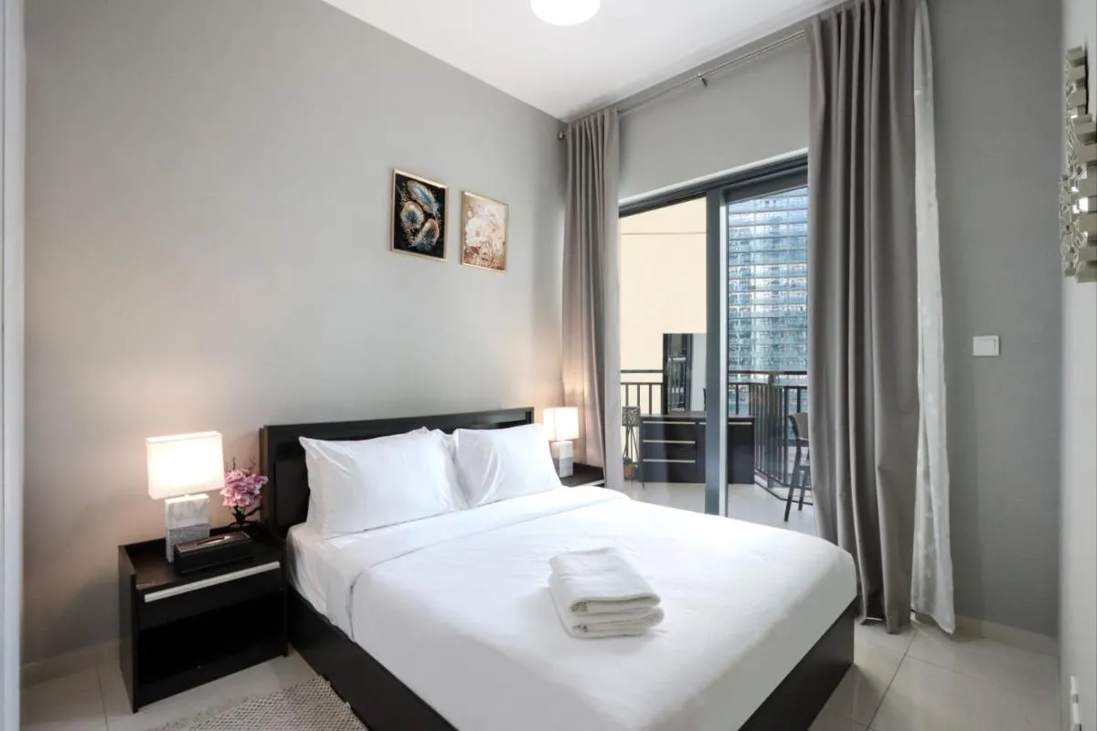 Stylish 1BR Close to Metro Burj Khalifa & Dubai Canal — صورة 2