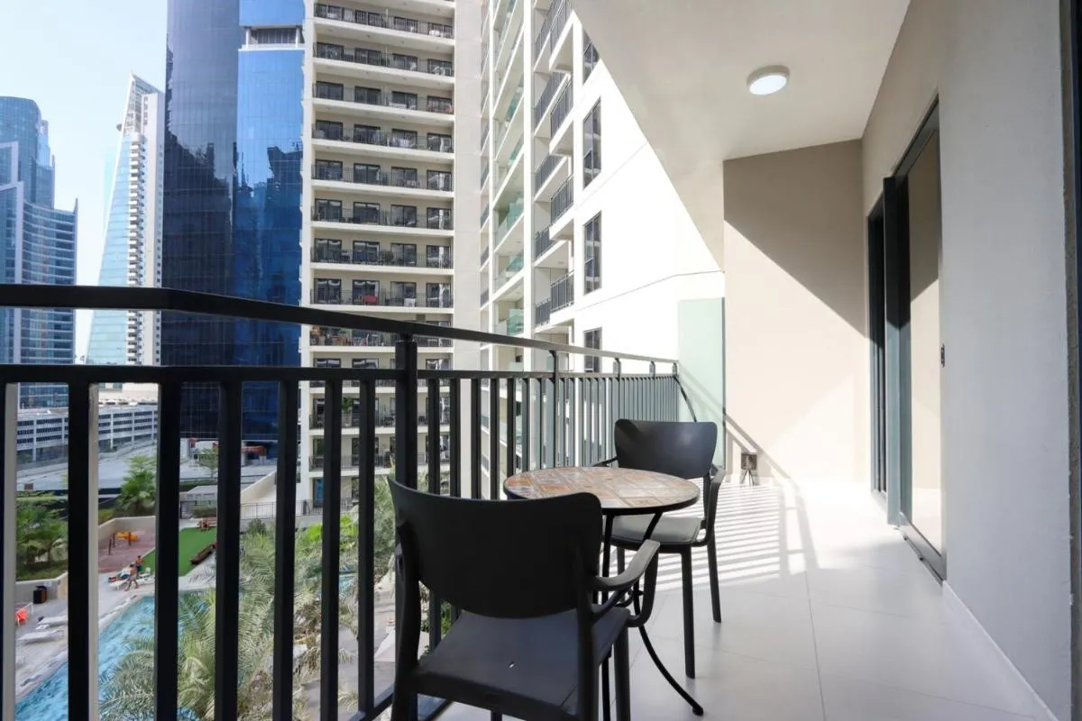 Stylish 1BR Close to Metro Burj Khalifa & Dubai Canal — صورة 3