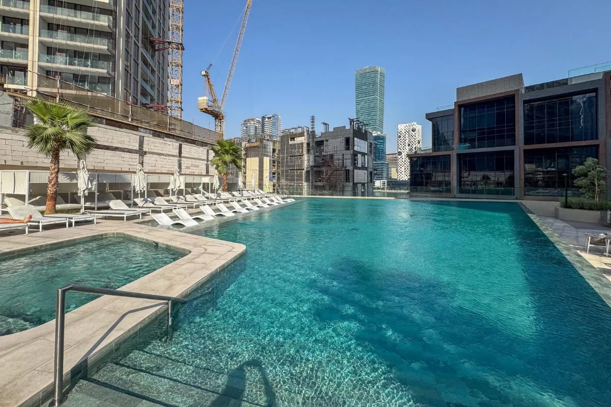 ديسيغنير ستوديو و بورج كهاليفا فييو ين ذا بينينسولا — صورة 3