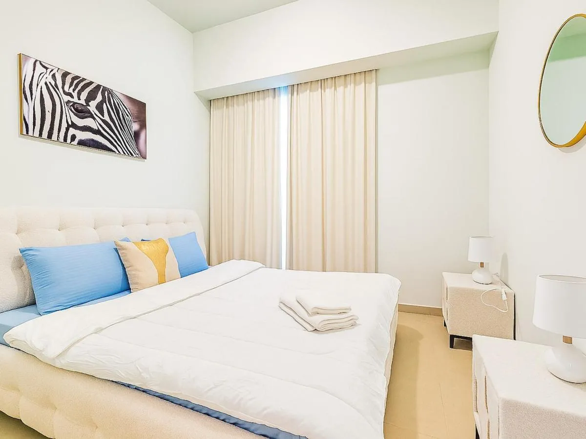 Dream Shoma Upscale 3BR in Downtown Dubai — صورة 4